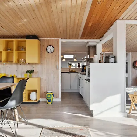 度假居 Cozy In Bjert With Wifi