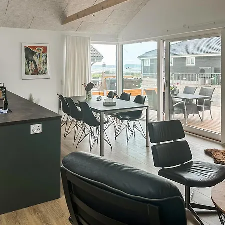 Casa de Férias Cozy In Bjert With Wifi Binderup Strand