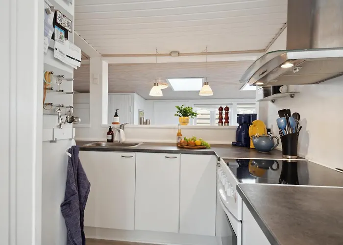 Cozy In Bjert With Wifi بيت للعطل Binderup Strand
