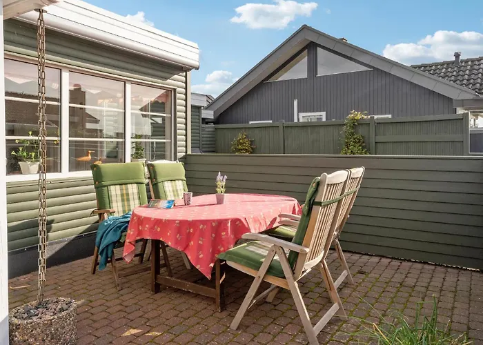 بيت للعطل Cozy In Bjert With Wifi *